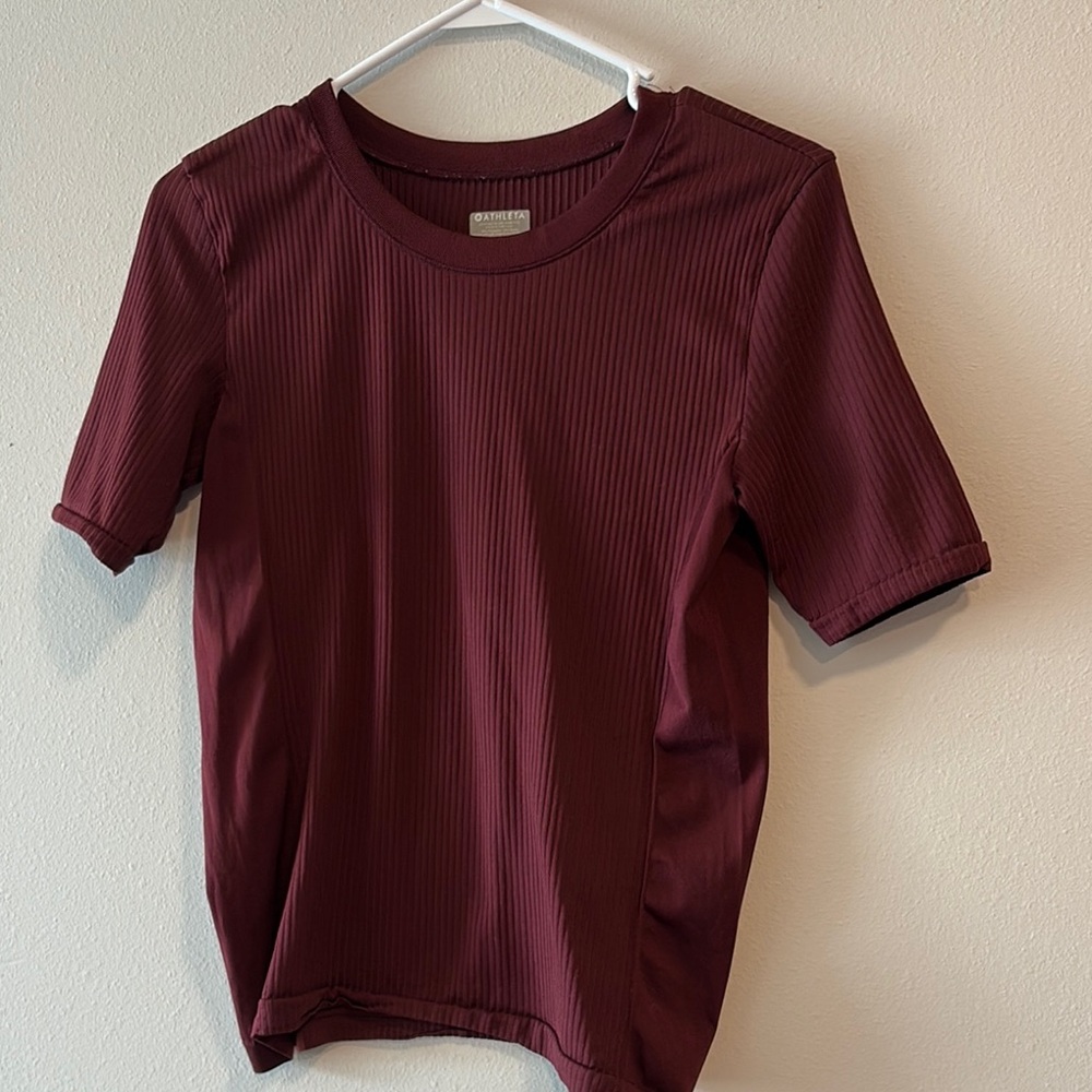 Athleta Burgundy Ribbed Short Sleeve Top